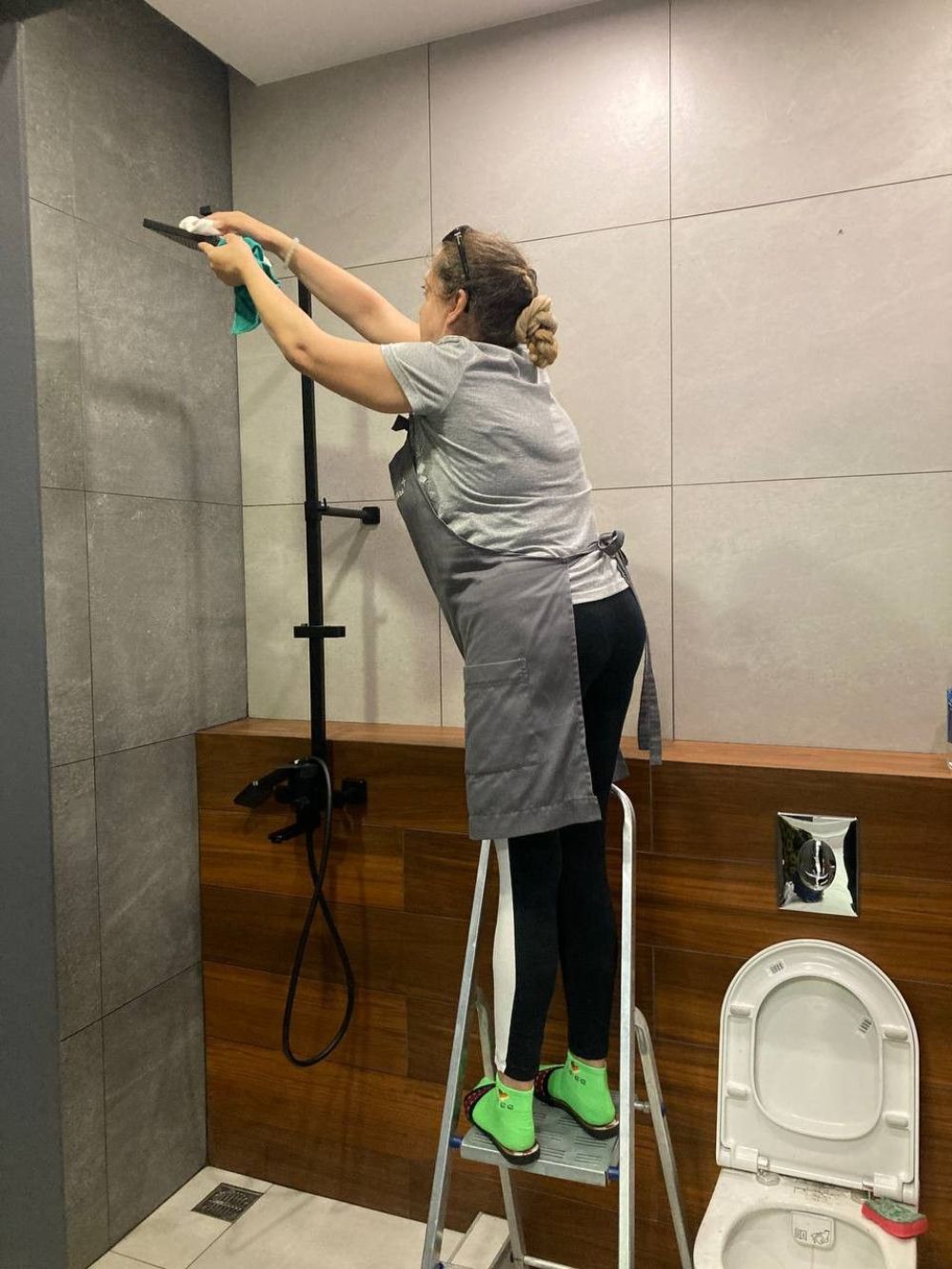 Aplus Cleaning Services Llc (22)